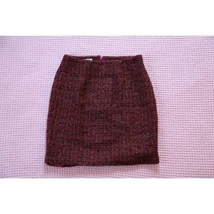 Perky fall skirt